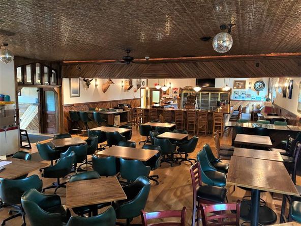 36275 US HWY 12, Ipswich, SD 57451